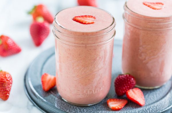 Strawberries-and-Cream-Smoothie-GI-365